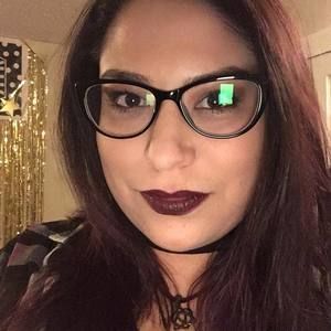 Meet your Posher, Cici